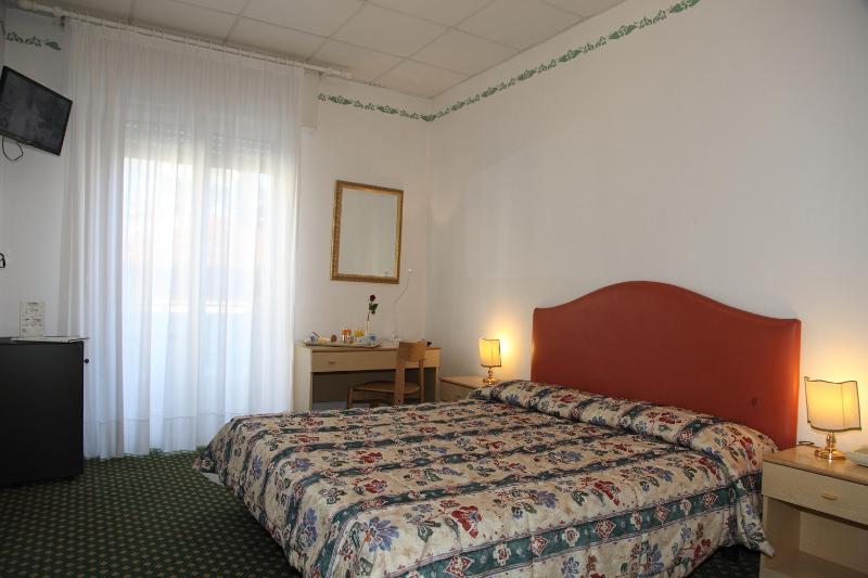 Hotel Villa Rosa - image 24