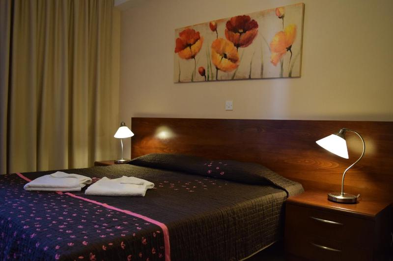 Anna Hotel Apartments - image 7