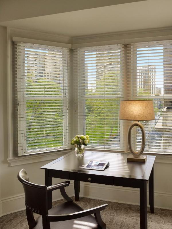 AKA Rittenhouse Square - image 11