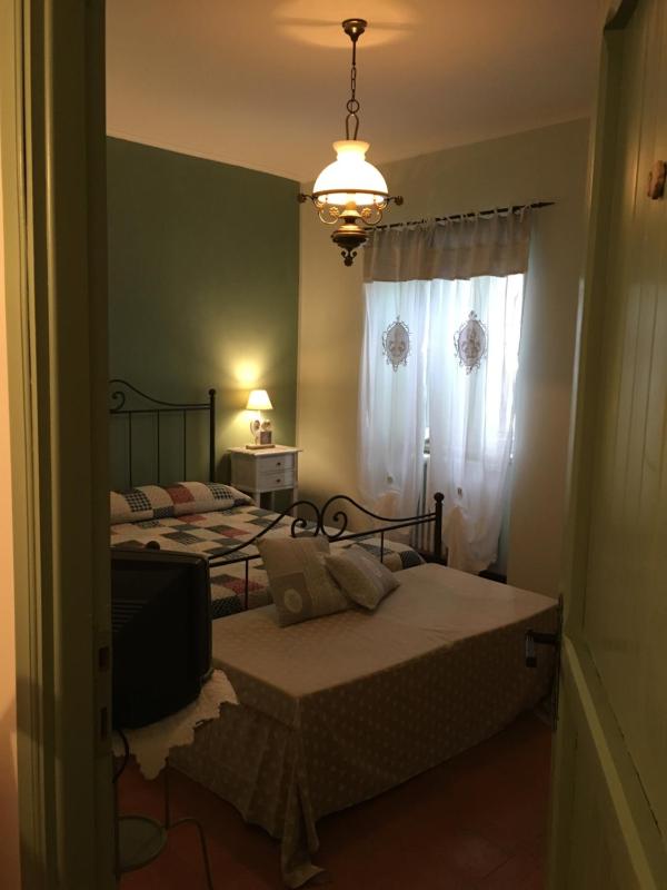 King Room with Lake View image 3