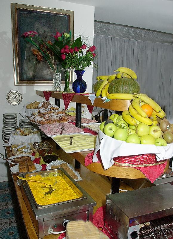 Hotel Wally - image 25