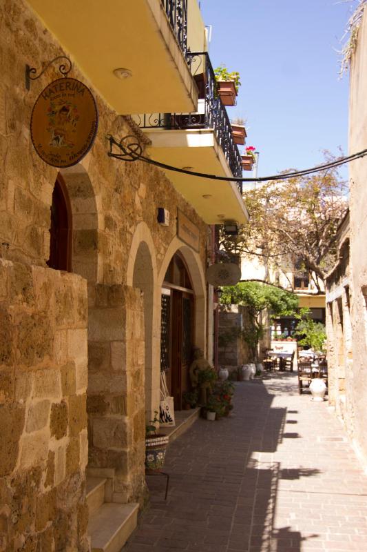 Katerina Traditional Rooms - image 50