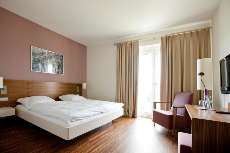 Superior Double Room image 4