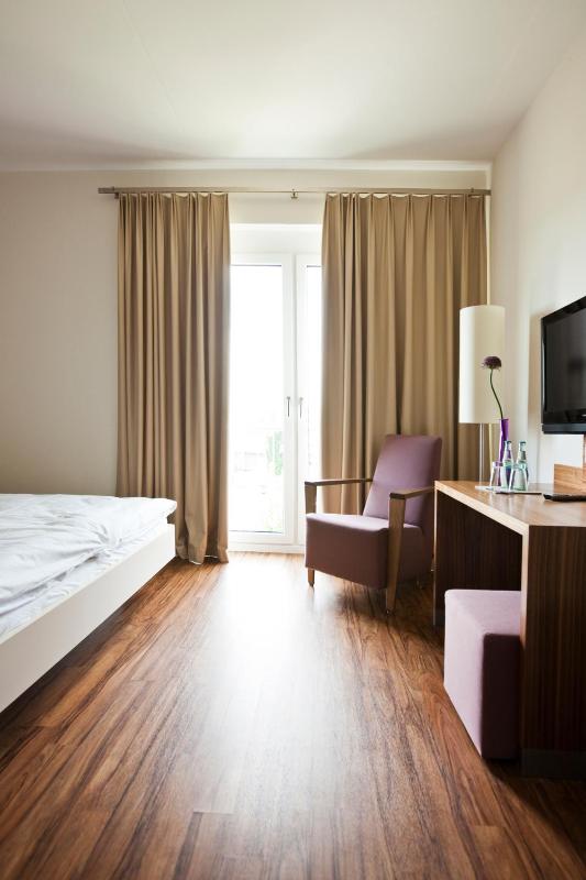 Superior Double Room image 3