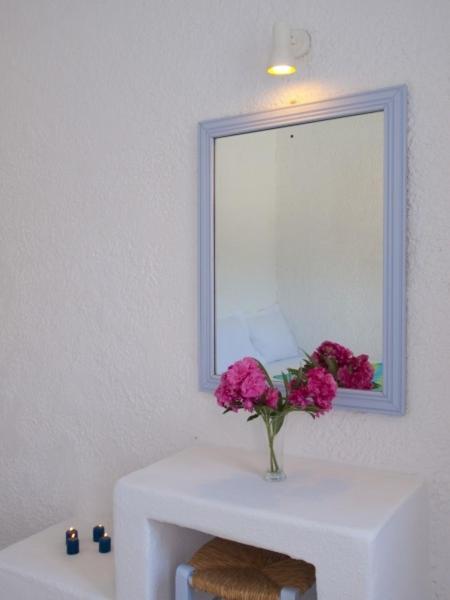 Single Room with Terrace image 2