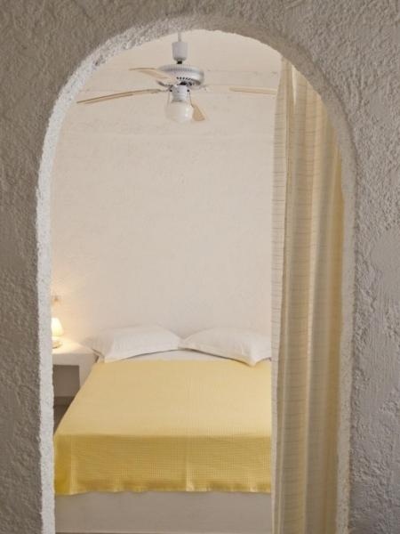Family Room (4 Adults) image 3