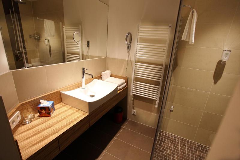 Superior Double Room image 1