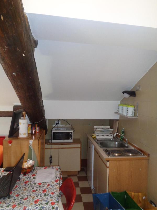 Studio Apartment image 4