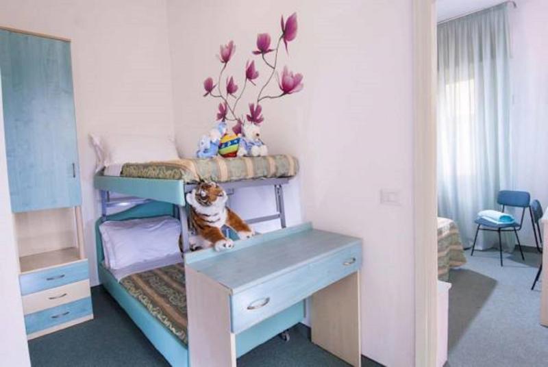 Quadruple Room with Balcony image 4