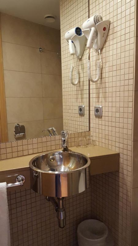 Small Double Room image 2