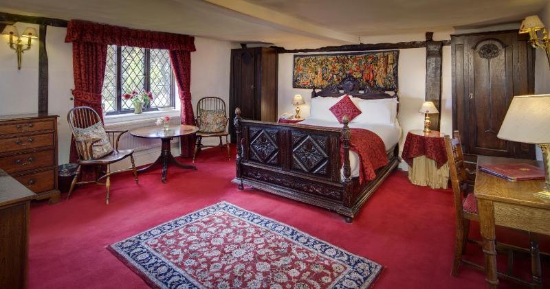 Queen Suite image 4
