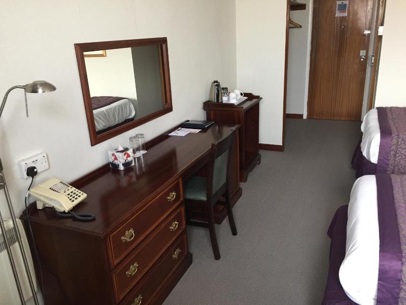 Single Room image 1