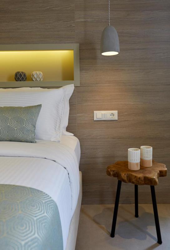 Double Room image 3