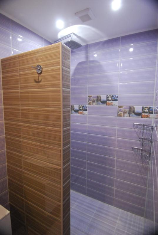 Triple Room with Private Bathroom image 3