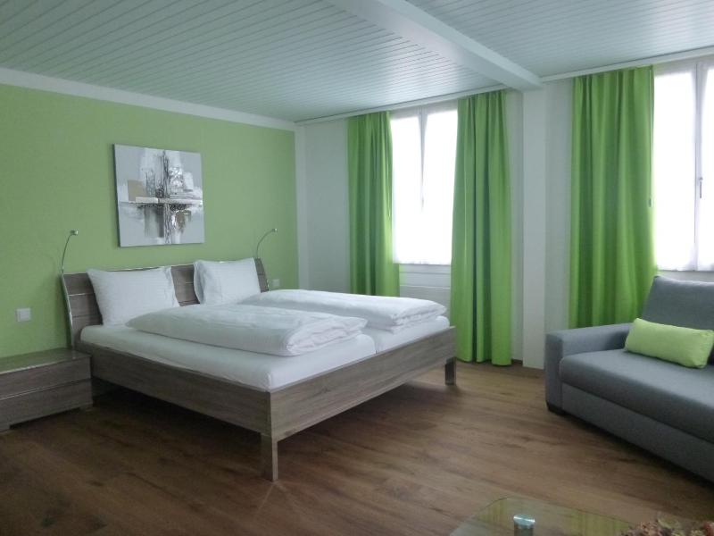 Quadruple Room image 2