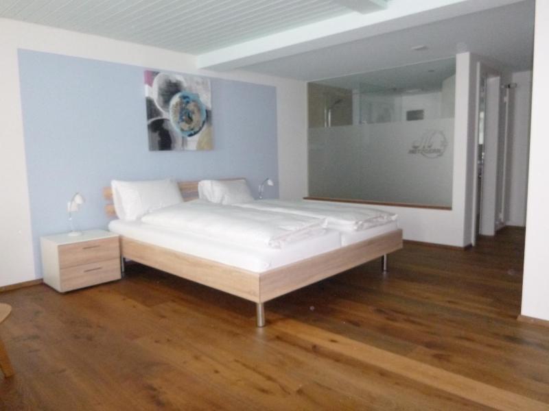 Quadruple Room image 4