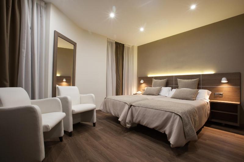 Hotel Don Paco - image 11