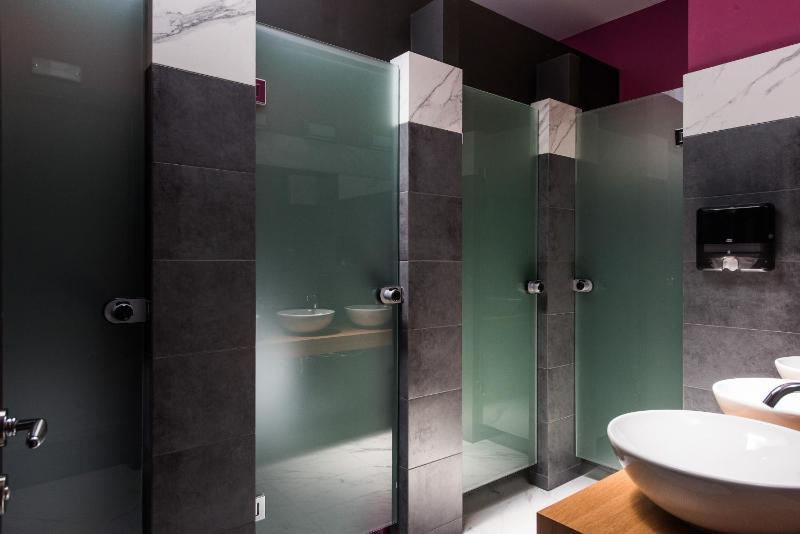 Cocoon City Hostel - image 8