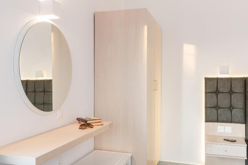 Junior Suite with Sea View image 3