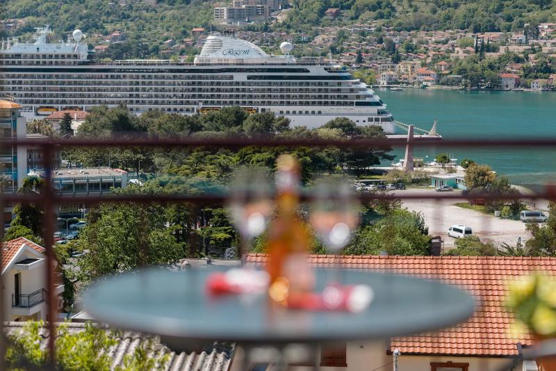 Apartments Feniks - image 12