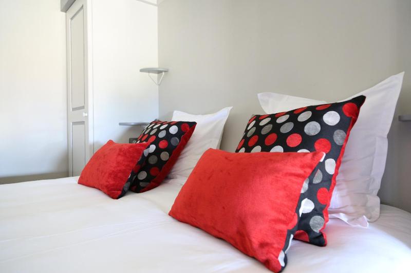 Superior Double Room image 4