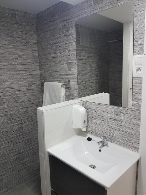 Guesthouse Central - image 8