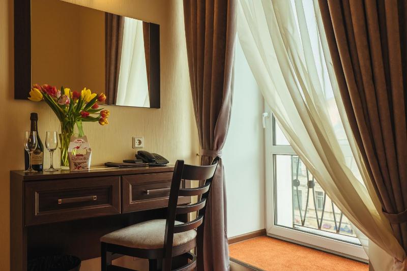 Standard Double Room image 1