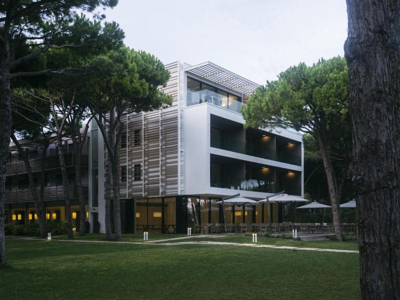Hotel Mediterraneo Suite&Residence - image 1