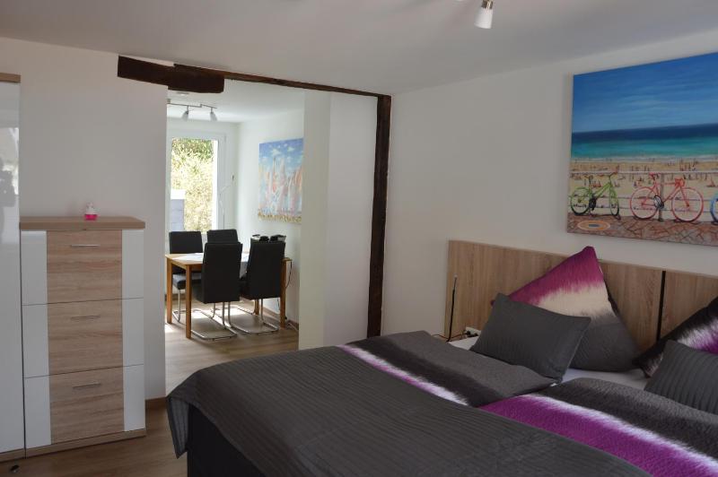 Studio Apartment image 1