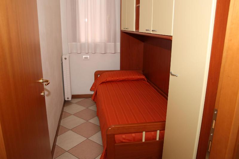 Family Apartments Residence Trieste - image 34
