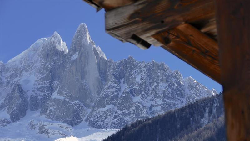 Chalet image 2