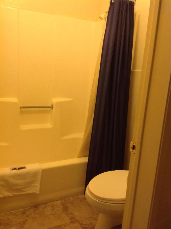 Double Room with City View image 2