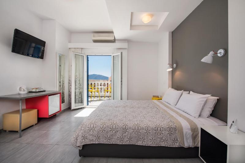  Superior Room image 4