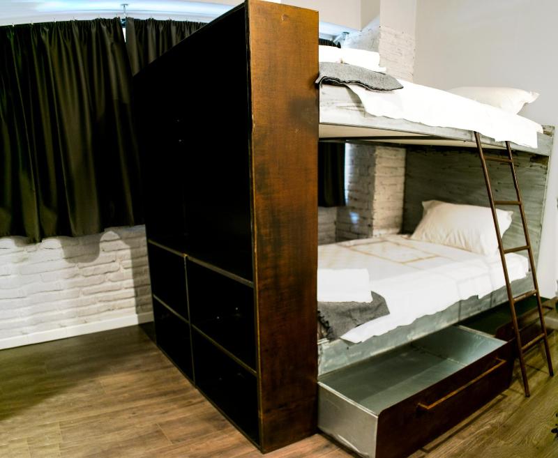 Bed in 4-Bed Male Dormitory Room with En suite Bathroom image 3