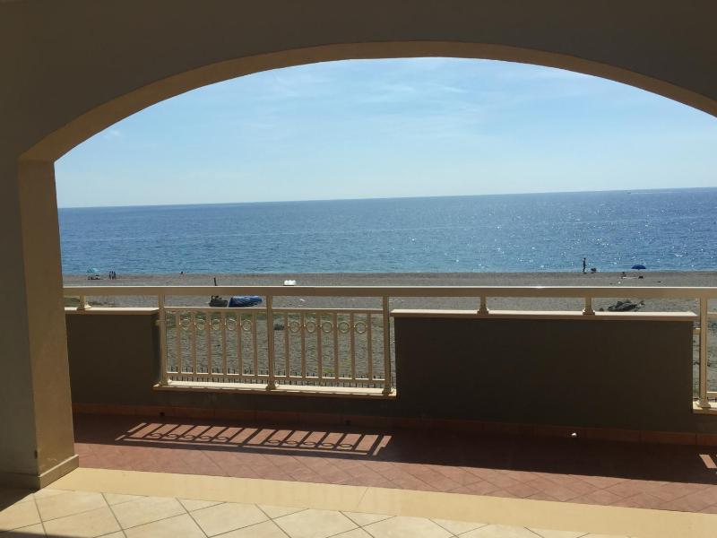 Two-Bedroom Apartment with Terrace and Sea View image 2