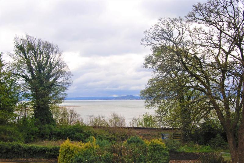 Twin Room with Sea View and Balcony image 3
