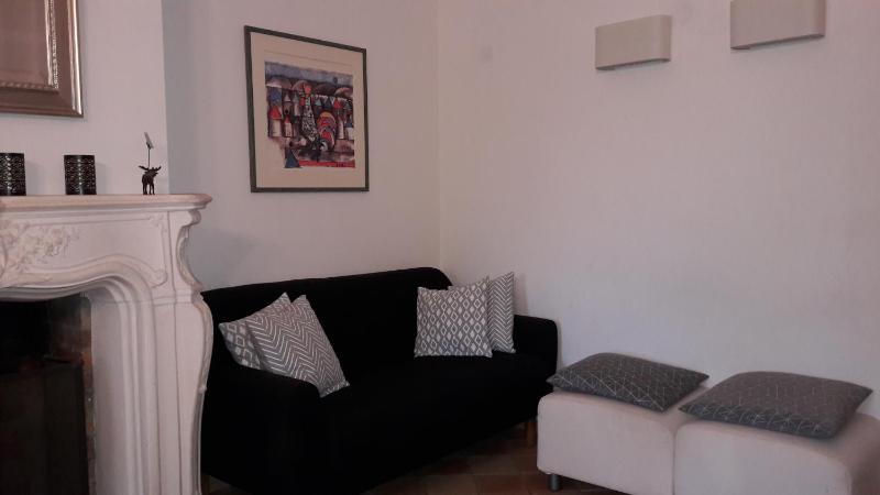 Family Room image 1