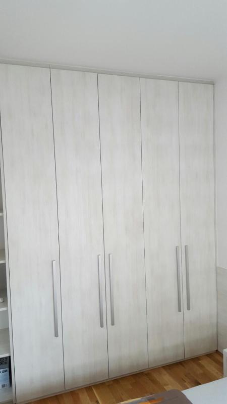 One-Bedroom Apartment image 3