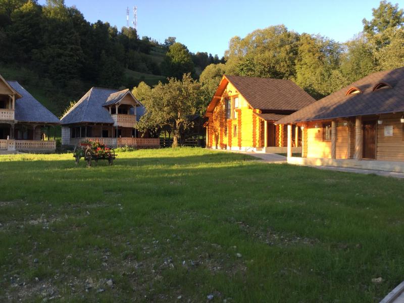 Two-Bedroom House image 2