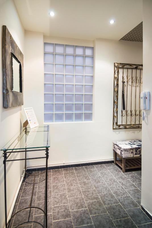 Design Apartment Havelska - image 10