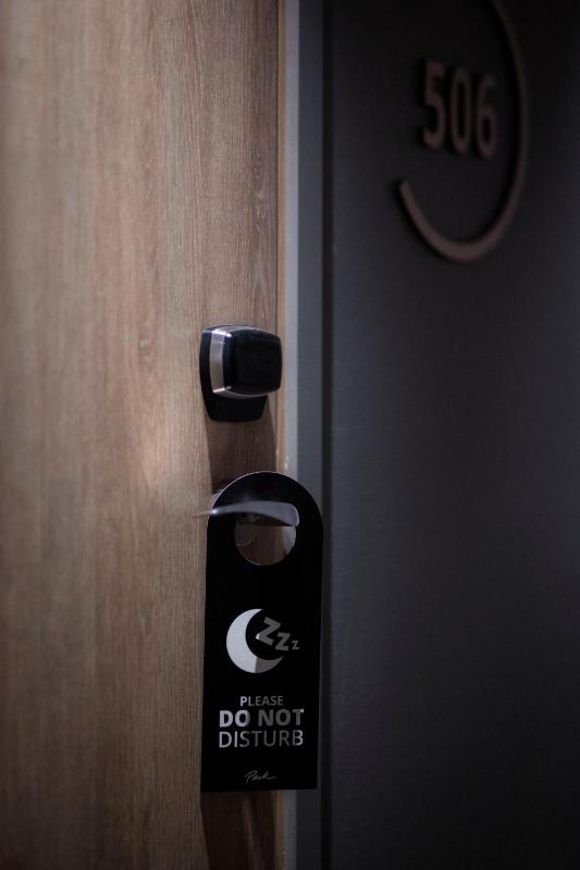Twin Room image 2
