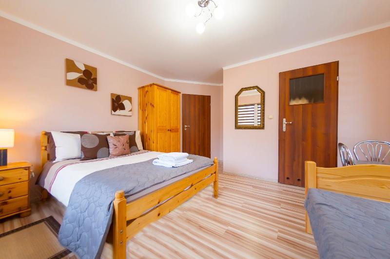 Triple Room image 2