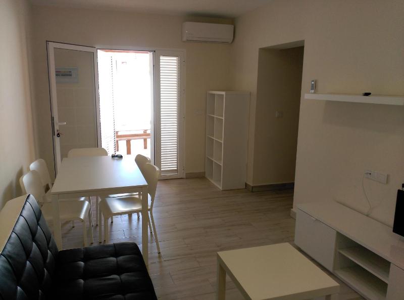 Two-Bedroom Bungalow image 3