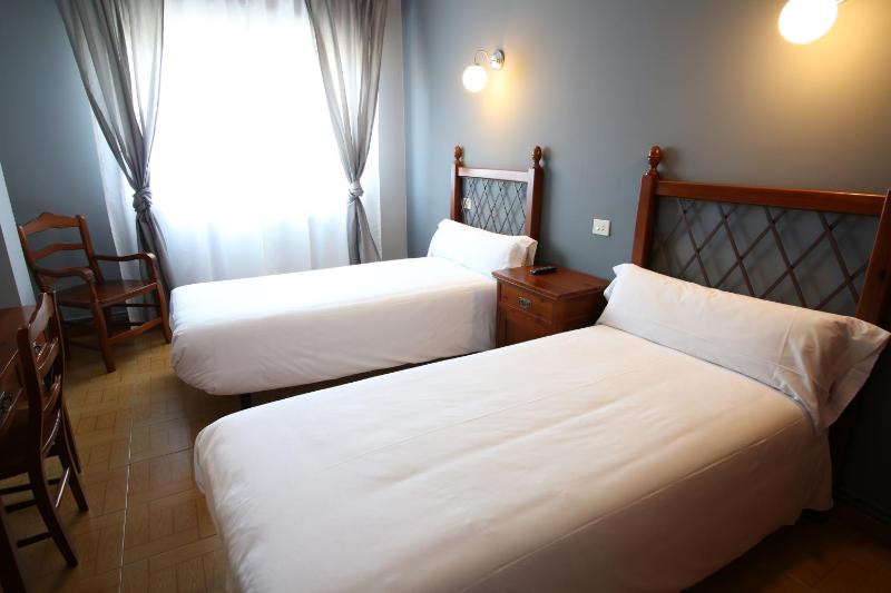 Double or Twin Room image 1