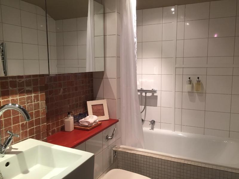 Standard Double Room image 2
