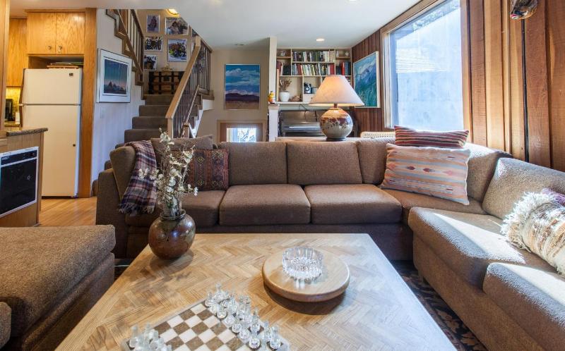 Three-Bedroom Apartment image 3