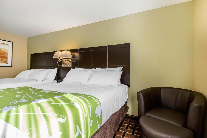 Standard King Room - Non-Smoking  image 2