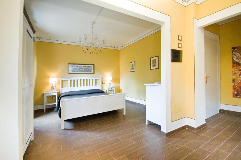 Budget Double Room - Separate Building image 4