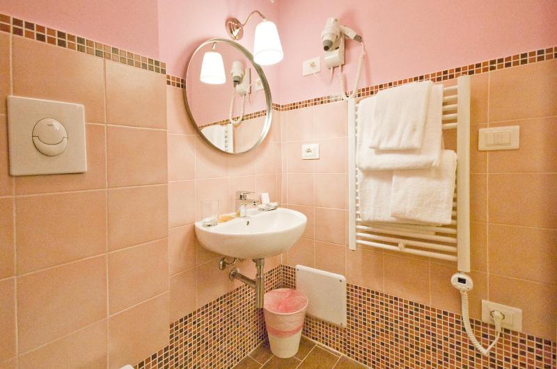 Budget Double Room - Separate Building image 2