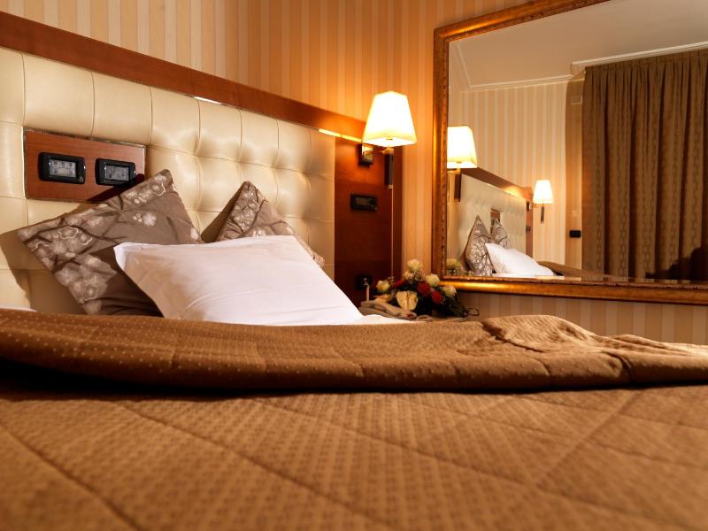 Single Room image 2